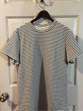 Women's Black & White Striped Short Sleeve Tee Dress